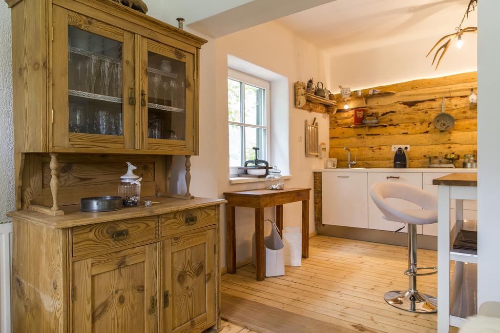 גולינג אן דר זלצאך Forest Chalet, 15 Min To Salzburg Olt Town, And Most Beautiful Lakes, Secluded Location, 1,000 Sqm Garden, Mountainview, Panorama Sauna, Bath Whirlpool, Bbq&Bikes&Sunbeds For Free, Up To 10 P חדר תמונה